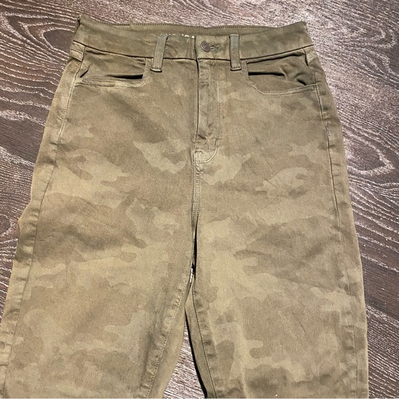 Curvy super high rise camouflage jegging - Picture 8 of 9